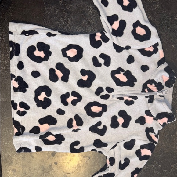 The Children's Place Gray and Pink Animal Print Fleece Set - Picture 3 of 4